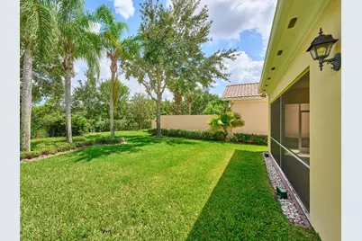8701 Oldham Way, West Palm Beach, FL 33412 - Photo 9