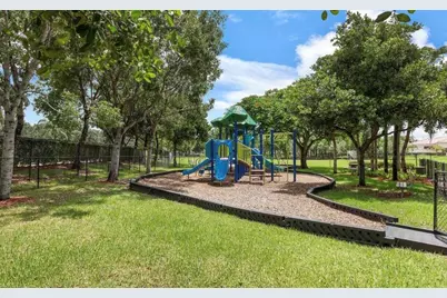 102 Newberry Lane, Royal Palm Beach, FL 33414 - Photo 31