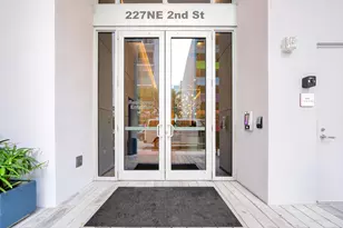 227 NE 2nd St, Miami, FL 33132 - Photo 3