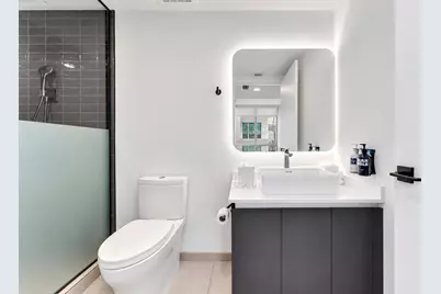 227 NE 2nd Street #2801, Miami, FL 33132 - Photo 21