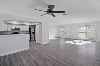 231 NE Solida Circle, Port Saint Lucie, FL 34983 - Photo 3