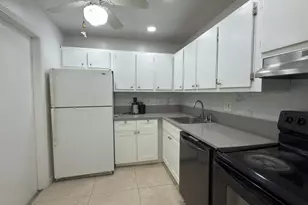 610 NW 13th St, Boca Raton, FL 33486 - Photo 5