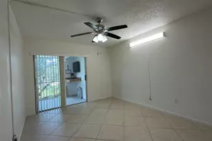 610 NW 13th St, Boca Raton, FL 33486 - Photo 7