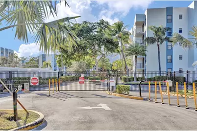 1470 NE 123rd Street #A1010, North Miami, FL 33161 - Photo 25