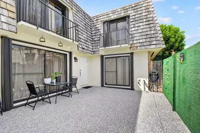 322 Lake Arbor Drive, Palm Springs, FL 33461 - Photo 3