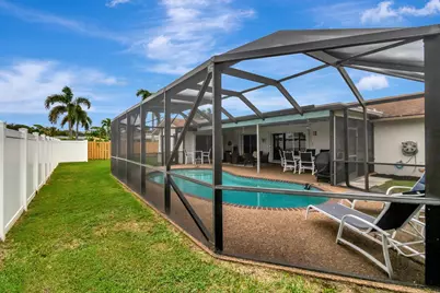 577 SW 24th Avenue, Boynton Beach, FL 33435 - Photo 35