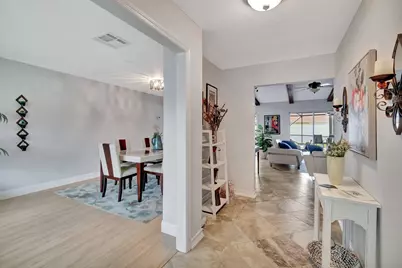 577 SW 24th Avenue, Boynton Beach, FL 33435 - Photo 7