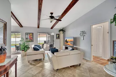 577 SW 24th Avenue, Boynton Beach, FL 33435 - Photo 5