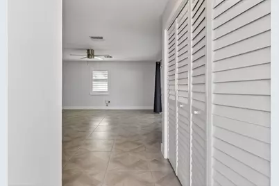 3060 Meridian Way N #8, Palm Beach Gardens, FL 33410 - Photo 9