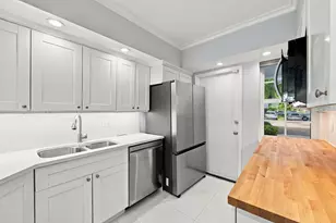 3091 N Course Dr, Pompano Beach, FL 33069 - Photo 9