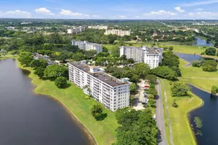3091 N Course Dr, Pompano Beach, FL 33069 - Photo 23