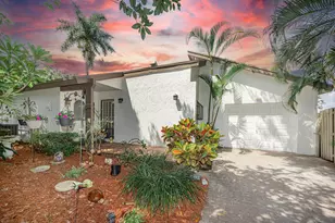 980 Rainberry Lake Dr, Delray Beach, FL 33445 - Photo 1