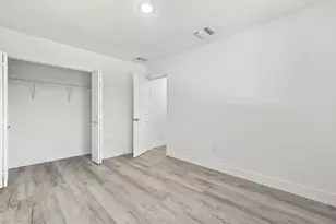 4952 NW 21st Ave, Miami, FL 33142 - Photo 17