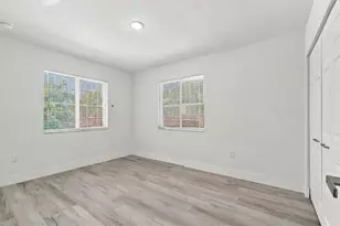 4952 NW 21st Ave, Miami, FL 33142 - Photo 21