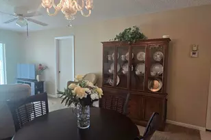 135 Lake Meryl Dr, West Palm Beach, FL 33411 - Photo 21