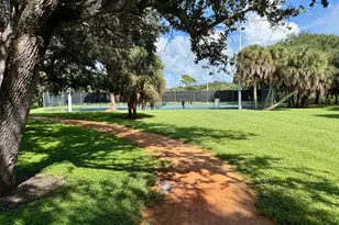 100 Winter Club Ct, Palm Beach Gardens, FL 33410 - Photo 31