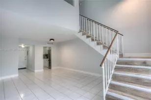 10907 N Kendall Dr, Miami, FL 33176 - Photo 3