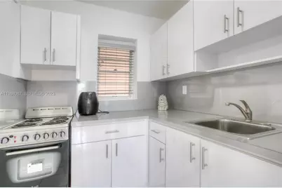10907 N Kendall Drive #427, Miami, FL 33176 - Photo 5