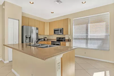 4493 Lake Tahoe Circle, West Palm Beach, FL 33409 - Photo 9