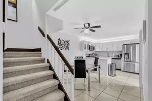 2228 White Pine Cir, Greenacres, FL 33415 - Photo 11