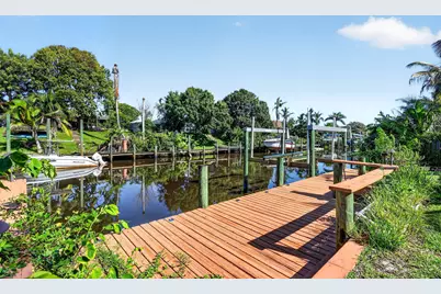 189 NE Sagamore Terrace, Port Saint Lucie, FL 34983 - Photo 3
