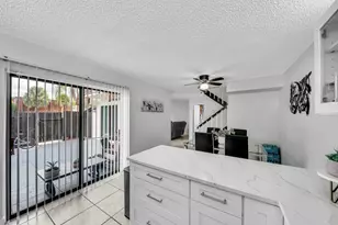 2228 White Pine Cir, Greenacres, FL 33415 - Photo 7