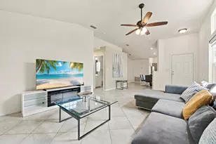 14 Heather Trace Dr, Boynton Beach, FL 33436 - Photo 11