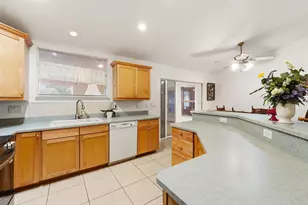 3613 Oakview Dr, Sebring, FL 33876 - Photo 9