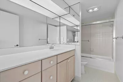 5200 N Flagler Drive #2402, West Palm Beach, FL 33407 - Photo 9