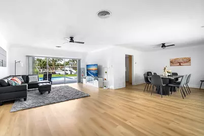 1250 SE 10th Street, Deerfield Beach, FL 33441 - Photo 7