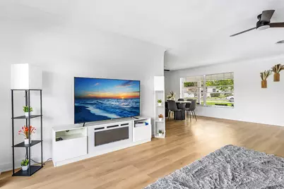 1250 SE 10th Street, Deerfield Beach, FL 33441 - Photo 11