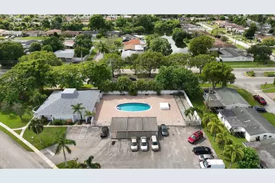 2294 NW 81st Terrace, Sunrise, FL 33322 - Photo 27