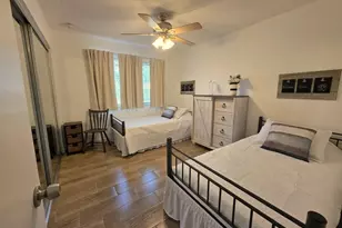 3402 Gardens E Dr, Palm Beach Gardens, FL 33410 - Photo 13