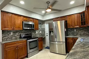 650 E Campus Cir, Fort Lauderdale, FL 33312 - Photo 9