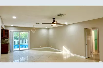 650 E Campus Circle, Fort Lauderdale, FL 33312 - Photo 3