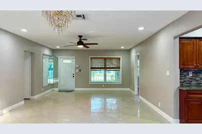 650 E Campus Circle, Fort Lauderdale, FL 33312 - Photo 5