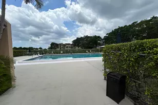 140 Lake Nancy Ln, West Palm Beach, FL 33411 - Photo 23