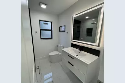 528 N Margaret Court, West Palm Beach, FL 33413 - Photo 25