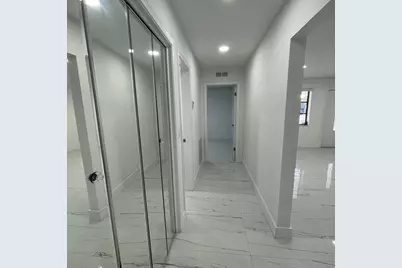 528 N Margaret Court, West Palm Beach, FL 33413 - Photo 27