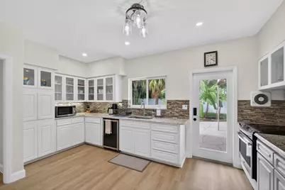 1206 Dolphin Road, Singer Island, FL 33404 - Photo 13