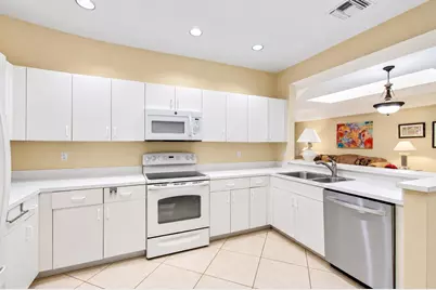 12598 Crystal Pointe Drive #B, Boynton Beach, FL 33437 - Photo 5