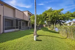 9523 NW 38th Pl, Sunrise, FL 33351 - Photo 17