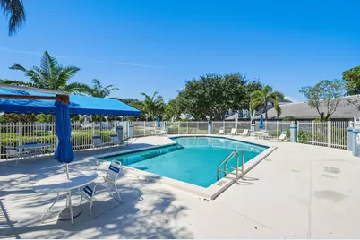 8429 Waterford Circle, Tamarac, FL 33321 - Photo 29