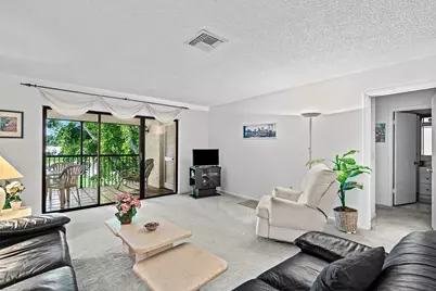 36 Stratford Lane W #F, Boynton Beach, FL 33436 - Photo 11