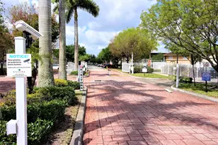 1145 Golden Lakes Blvd, West Palm Beach, FL 33411 - Photo 3