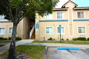1145 Golden Lakes Blvd, West Palm Beach, FL 33411 - Photo 5