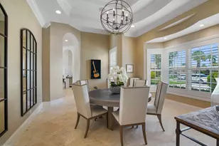 13199 Halifax Ct, Wellington, FL 33414 - Photo 9