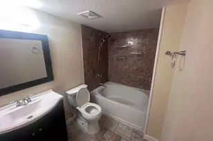 201 Villa Cir, Boynton Beach, FL 33435 - Photo 35