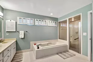 12870 La Rochelle Cir, Palm Beach Gardens, FL 33410 - Photo 41