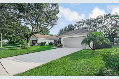 165 Sherwood Forest Drive, Delray Beach, FL 33445 - Photo 3